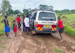 Heavy rain in Uganda causes vehicle problems